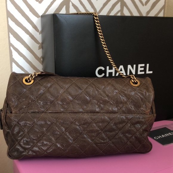 Chanel - Picture 14 of 16